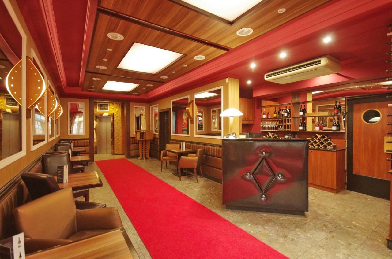 Hotel Corvin Gyula Exterior foto